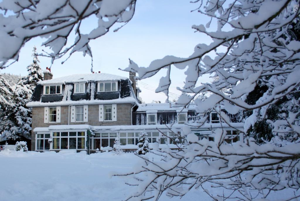 Glen Lui Hotel บัลลาเทอร์ ภายนอก รูปภาพ